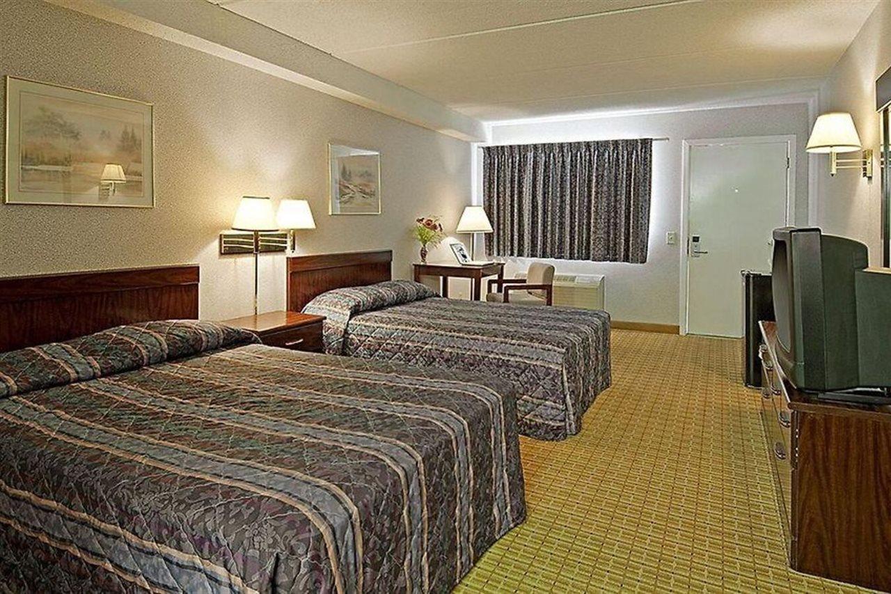 Best Western Atlanta-Marietta Ballpark Hotel Waterford Exterior foto