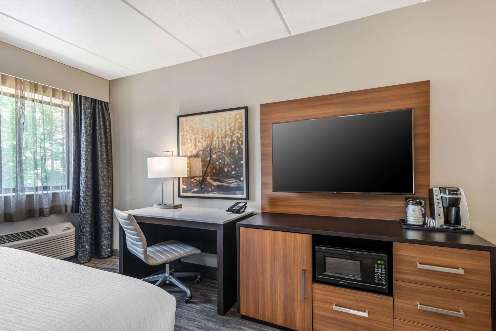 Best Western Atlanta-Marietta Ballpark Hotel Waterford Exterior foto